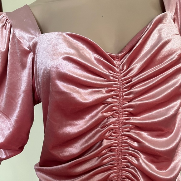 EXPRESS Beautiful Top - Picture 2 of 12